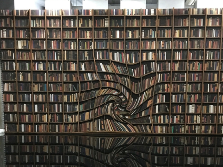 PV/松任谷由実 宇宙図書館